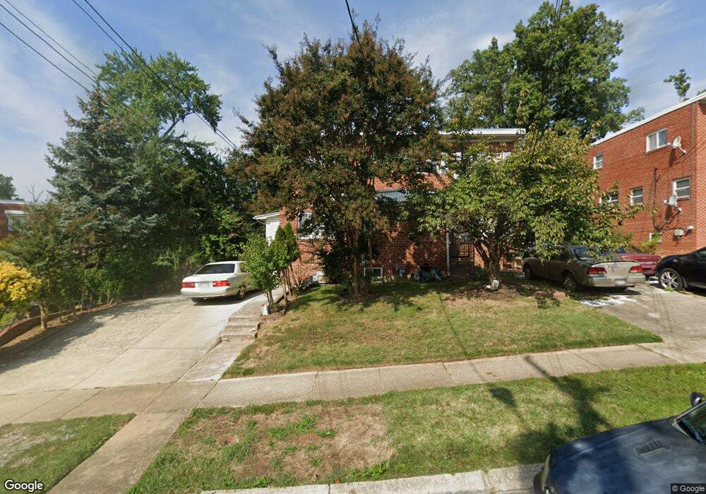 8302 Navahoe Dr, Silver Spring, MD 20903 - photo 1