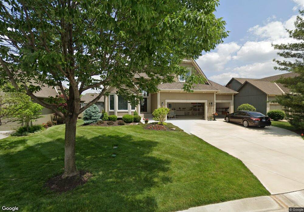 19318 W 98th Terrace, Lenexa, KS 66220 - photo 1