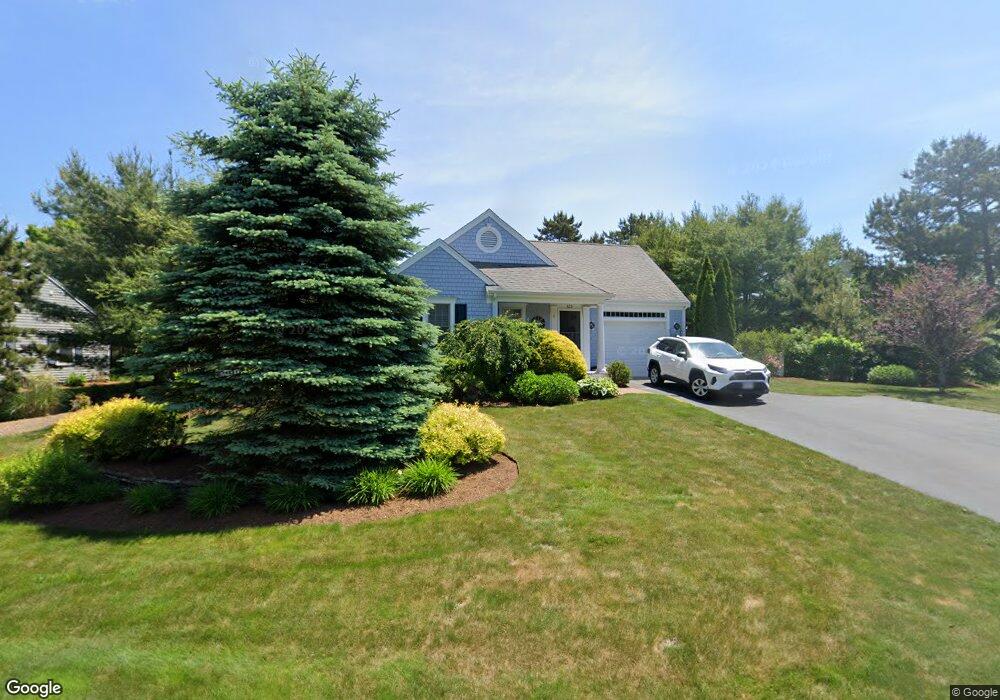 325 Pheasant Hill Cir, Cotuit, MA 2635 - photo 1