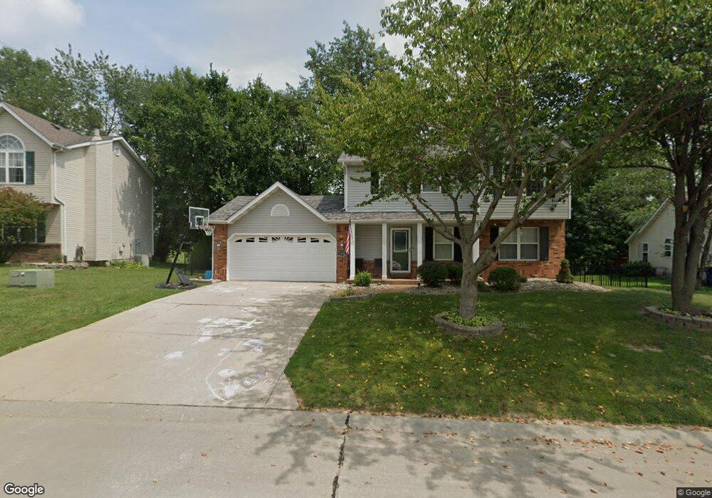 1056 Meadow Lake Dr, Maryville, IL 62062 - photo 1