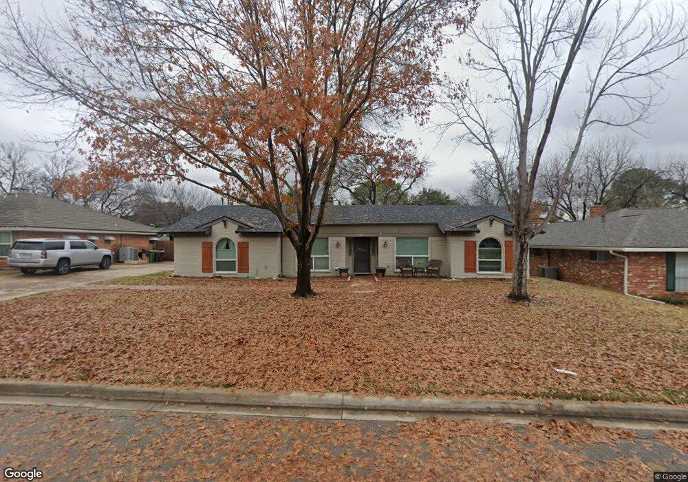 429 Hillview Dr, Hurst, TX 76054 - photo 1