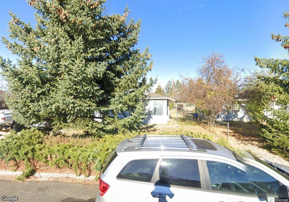 1635 SW Lava Ave, Redmond, OR 97756 - photo 1