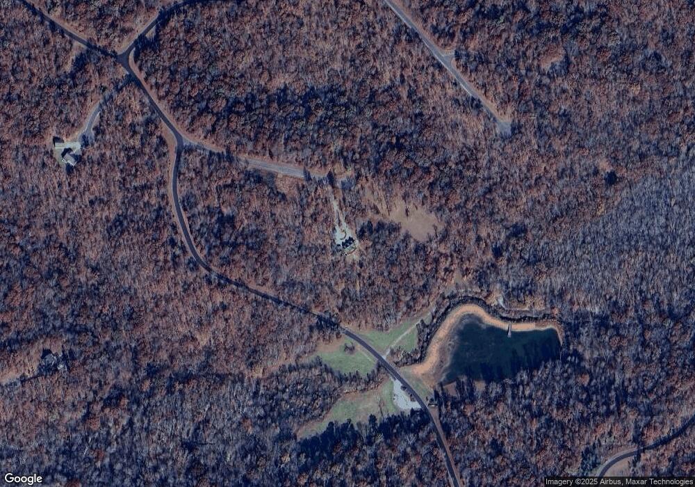 217 Hilltop Dr, Murray, KY 42071 - photo 1