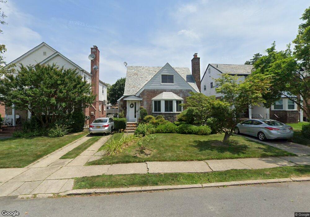 8111 189th St, Hollis, NY 11423 - photo 1