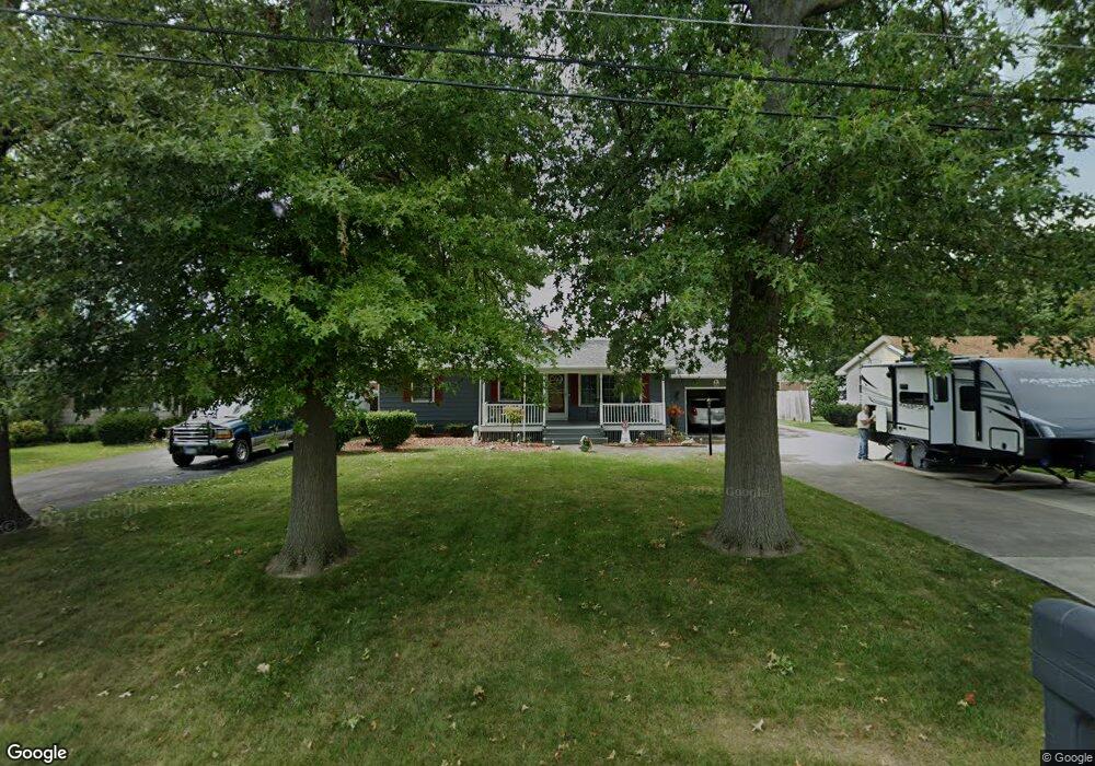 1143 Jefferson St, Bucyrus, OH 44820 - photo 1