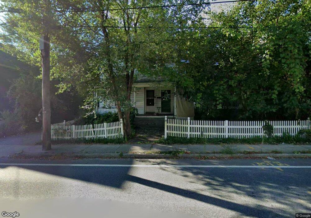 22 Finn St, Northampton, MA 01060 - photo 1