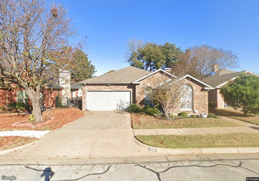 1937 Pine Ridge Dr, Bedford, TX 76021 - photo 1