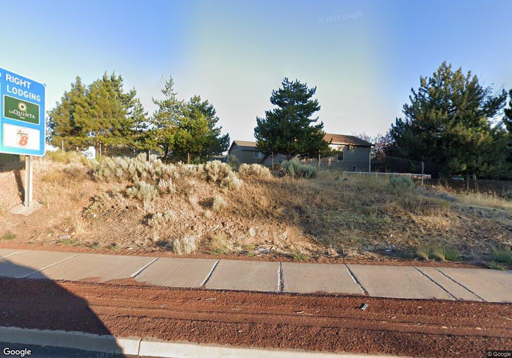 20183 Merriewood Ln, Bend, OR 97702 - photo 1