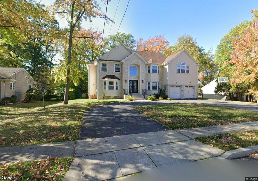 9 Parker Rd, Edison, NJ 08820 - photo 1