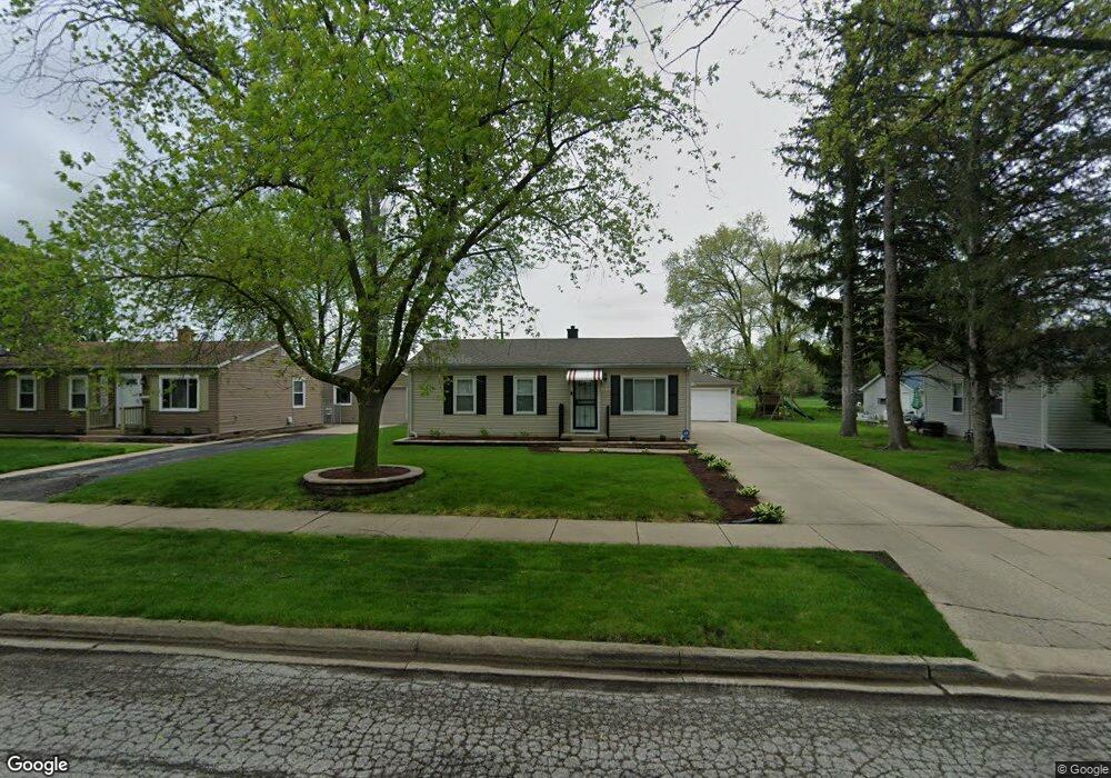 814 Robert St, Aurora, IL 60506 - photo 1