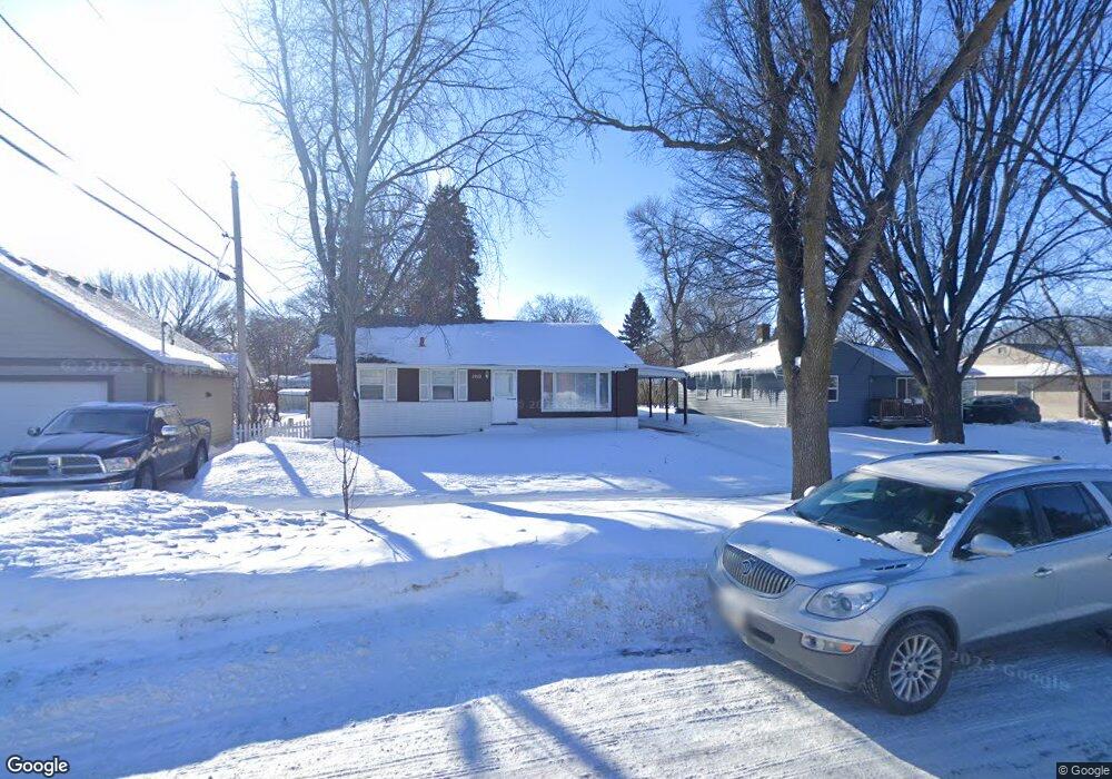 1010 14th Ave S, Fargo, ND 58103 - photo 1