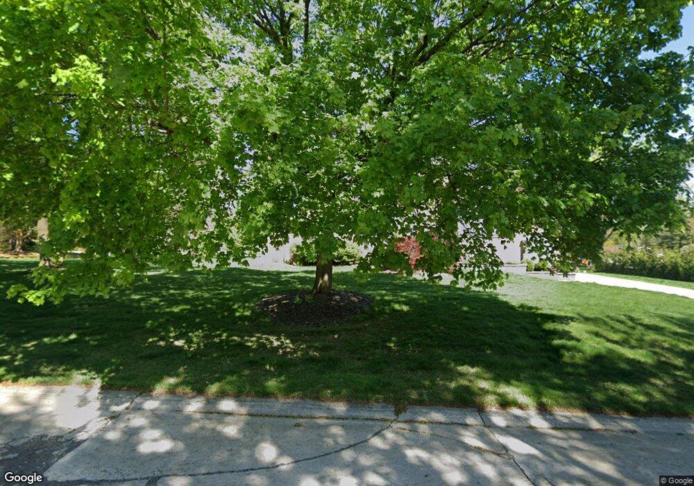 2853 Hunters Way, Bloomfield Hills, MI 48304 - photo 1