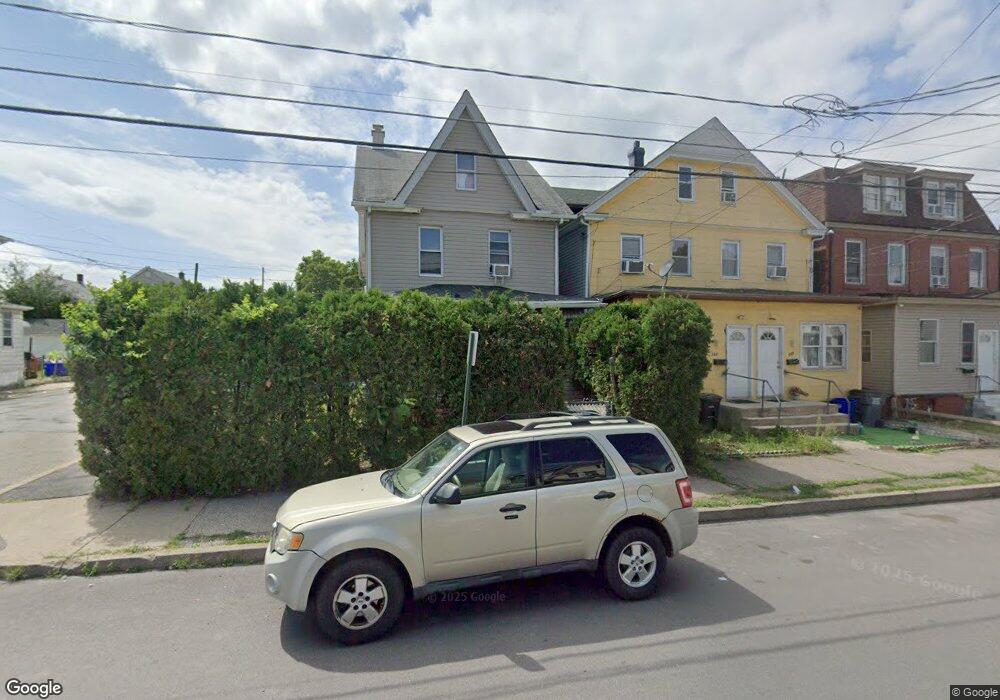 564 Lincoln St, Hazleton, PA 18201 - photo 1