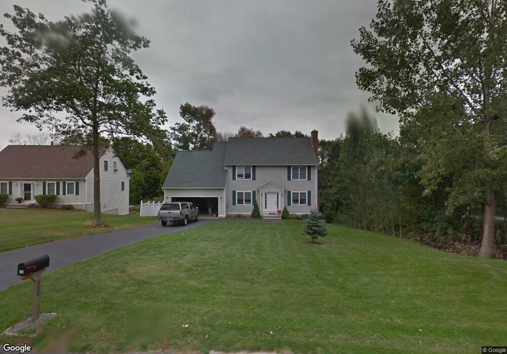 566 Wimbledon Gate N, Torrington, CT 06790 - photo 1