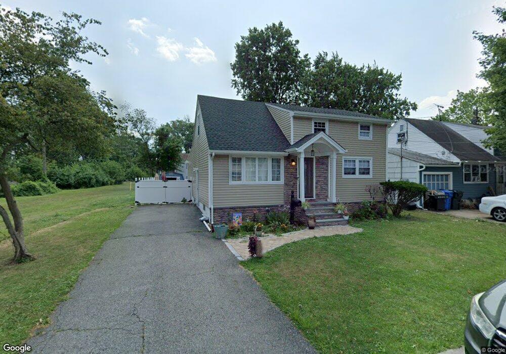 4 Radcliff Place, Sewaren, NJ 07077 - photo 1