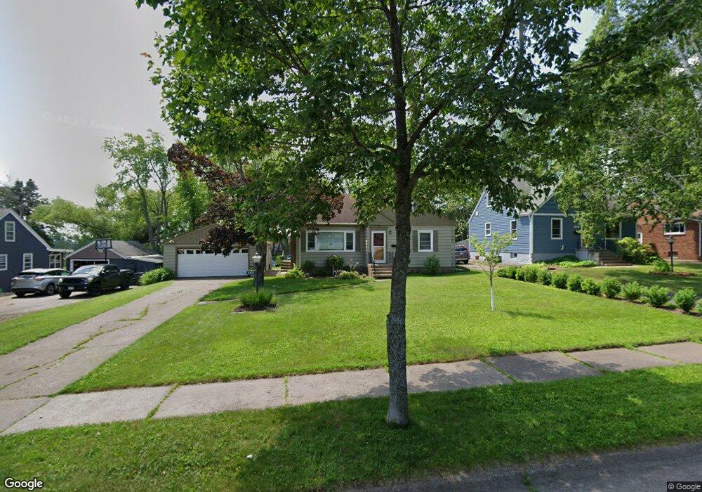 4414 Tioga St, Duluth, MN 55804 - photo 1