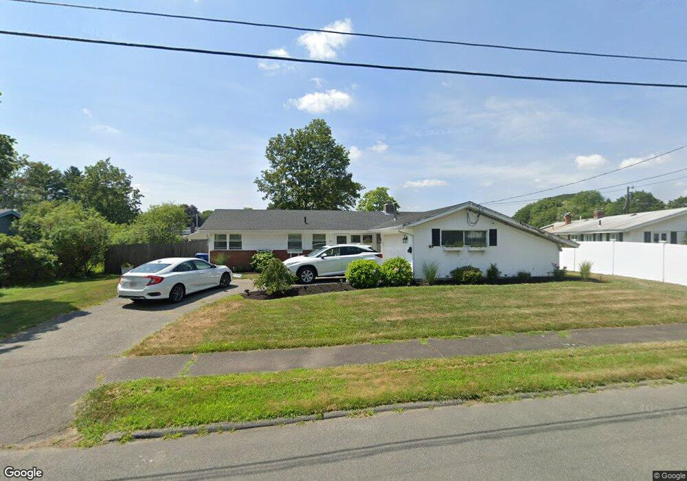 10 Sycamore St, Danvers, MA 01923 - photo 1