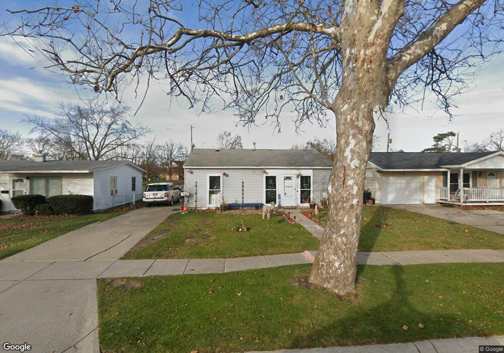 2605 Locust St, Port Huron, MI 48060 - photo 1