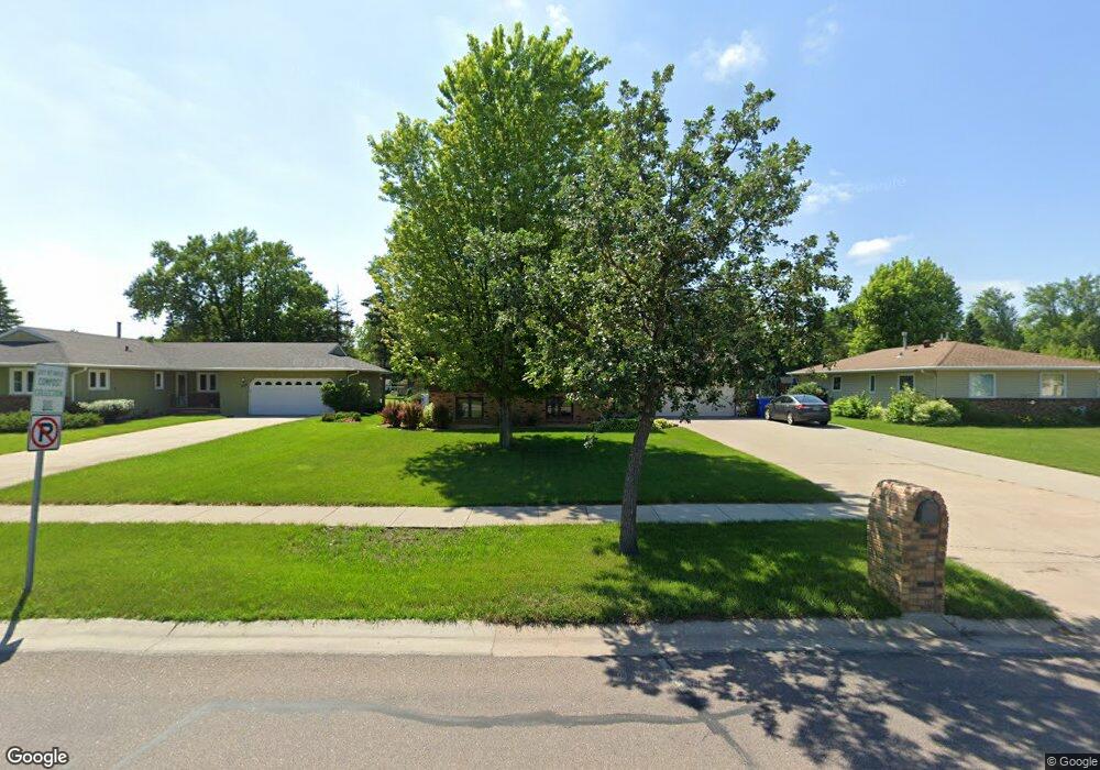 3008 Elm St N, Fargo, ND 58102 - photo 1