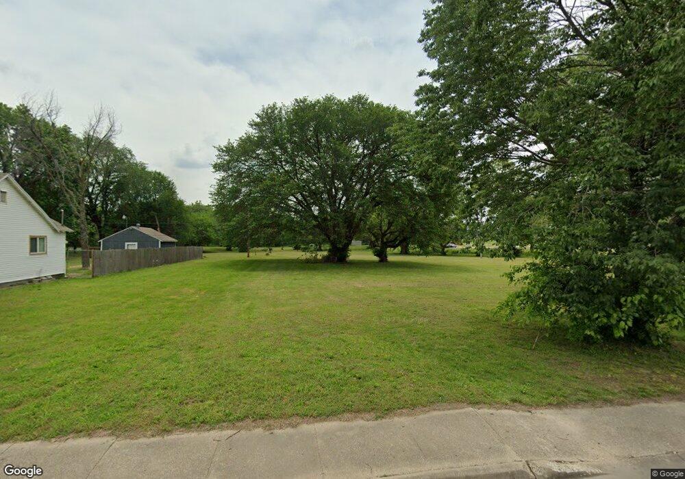 2810 Appleton Ave, Parsons, KS 67357 - photo 1