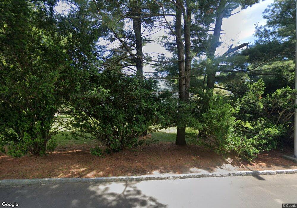 18 Lakeside Dr, Rye, NY 10580 - photo 1