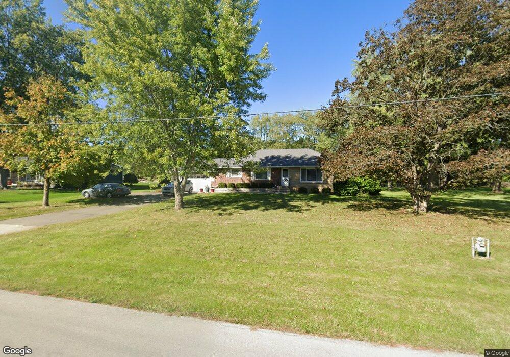 3114 Clement Dr, Lima, OH 45806 - photo 1