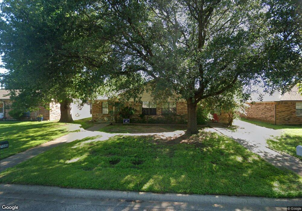 708 Mcanear St, Cleburne, TX 76033 - photo 1