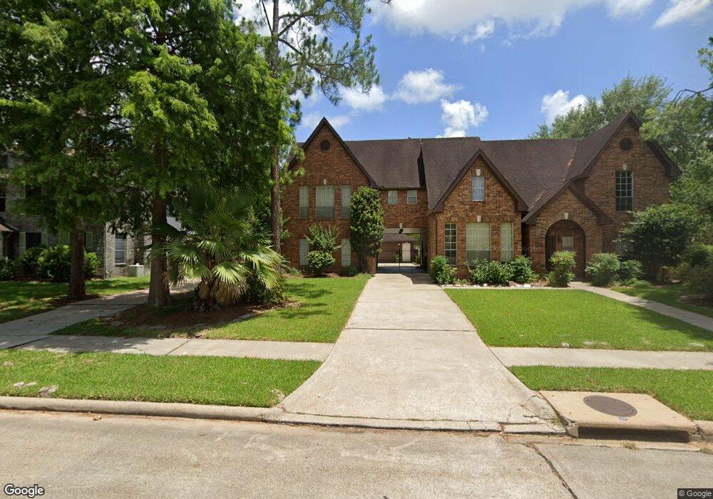 1406 W Castlewood Ave, Friendswood, TX 77546 - photo 1