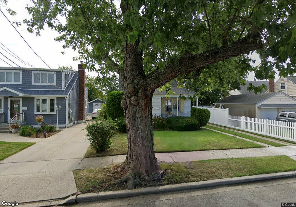 179 Kruze St, Franklin Square, NY 11010 - photo 1