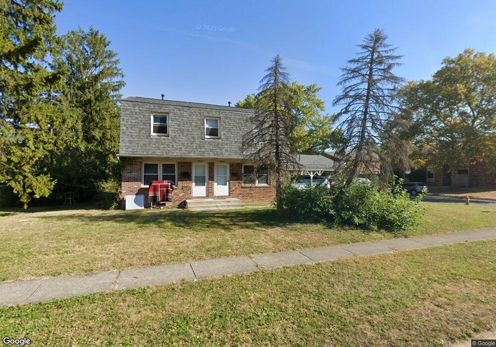 4825 Songbird Dr, Columbus, OH 43229 - photo 1