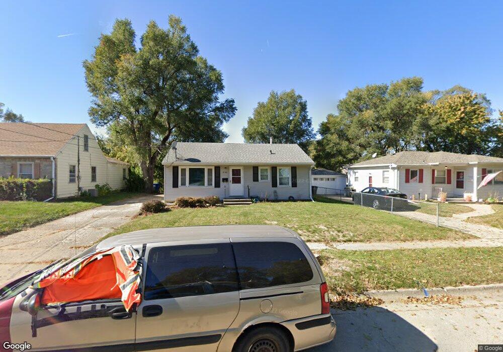 3920 48th Place, Des Moines, IA 50310 - photo 1