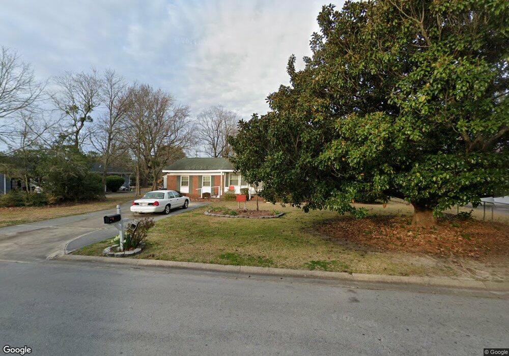 403 Oakwood Ave, Jacksonville, NC 28546 - photo 1