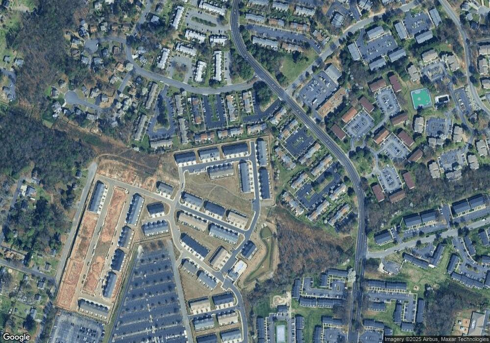 8162 Carriage Bend Ln, Henrico, VA 23294 - photo 1