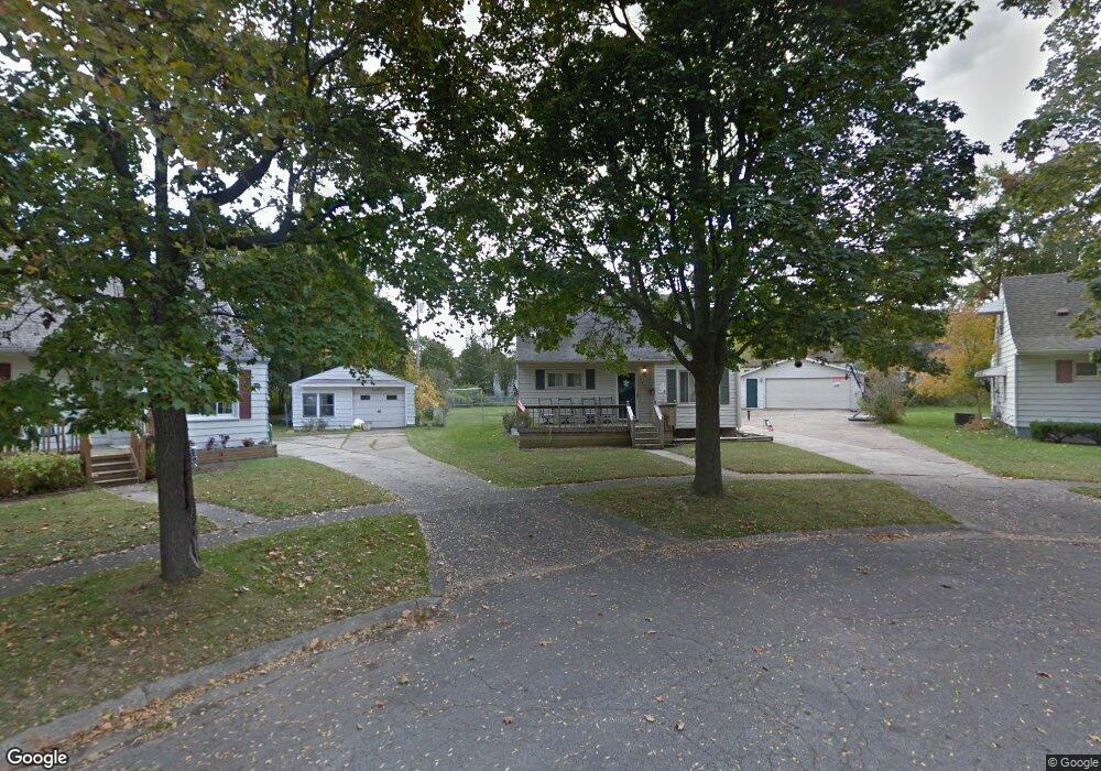 1631 Blackberry Ln, Flint, MI 48507 - photo 1