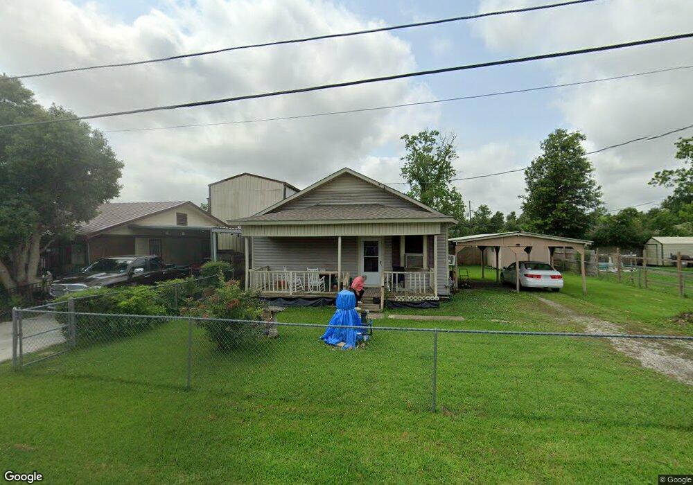 908 Manuel Rd, Lake Charles, LA 70607 - photo 1