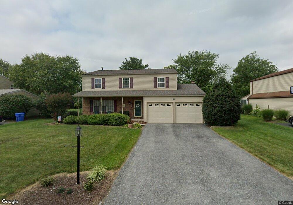 448 Sweetbriar Dr, Harrisburg, PA 17111 - photo 1