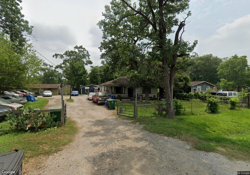 9316 Kelburn Dr, Houston, TX 77016 - photo 1