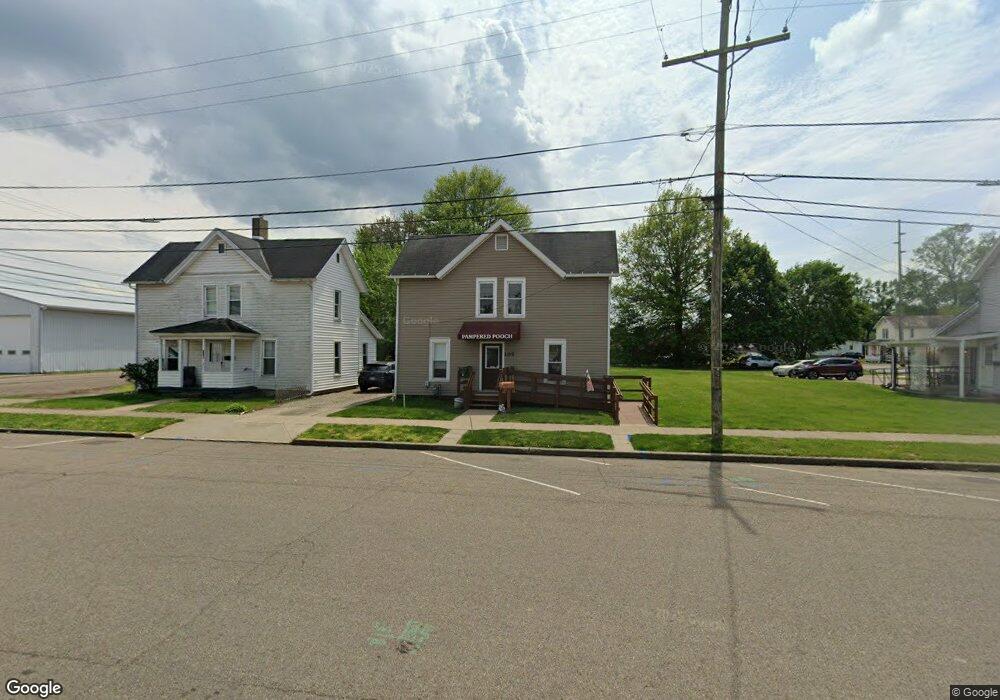 105 Main St, Coshocton, OH 43812 - photo 1