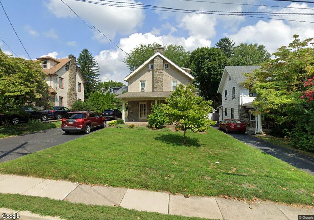 811 Earlington Rd, Havertown, PA 19083 - photo 1