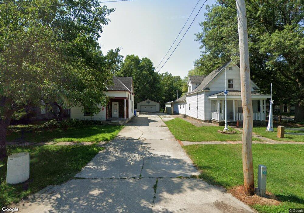 710 W Summit Ave, Shenandoah, IA 51601 - photo 1