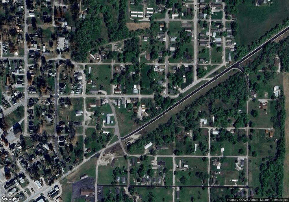 902 E 4th St, Bicknell, IN 47512 - photo 1