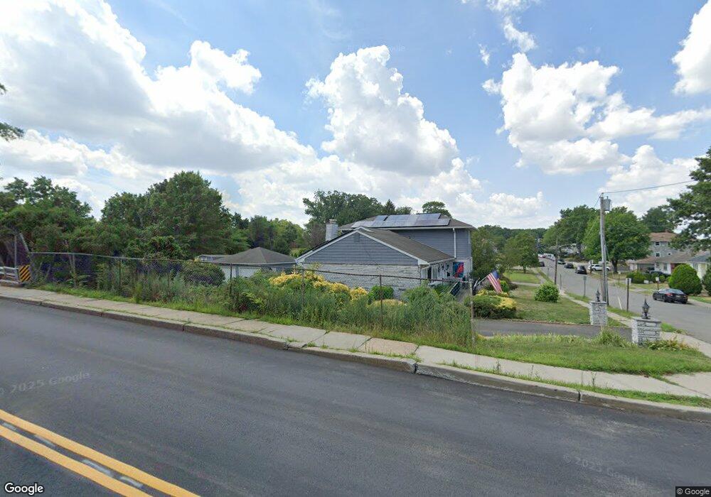 11 Murdock St, Fords, NJ 08863 - photo 1