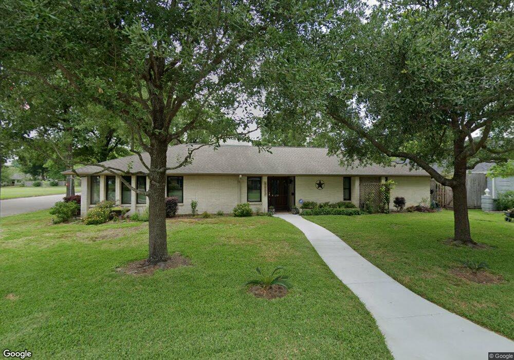 5003 Forest Nook Ct, Houston, TX 77018 - photo 1
