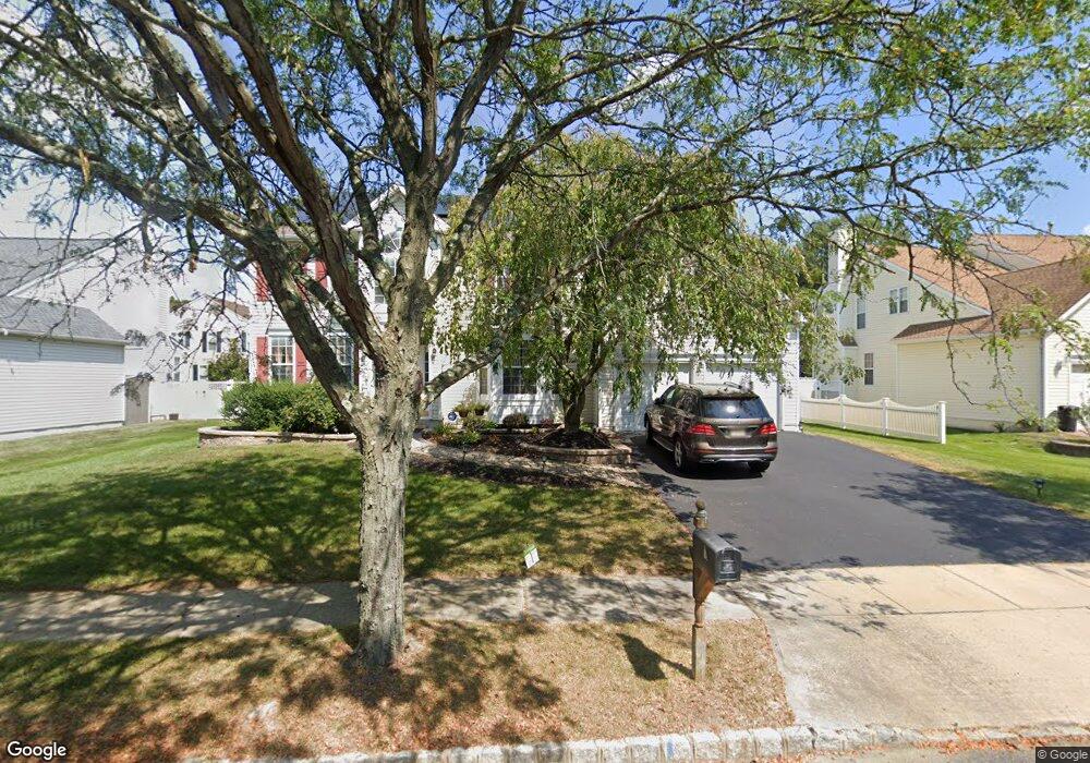 18 Pemberton Ln, East Windsor, NJ 08520 - photo 1