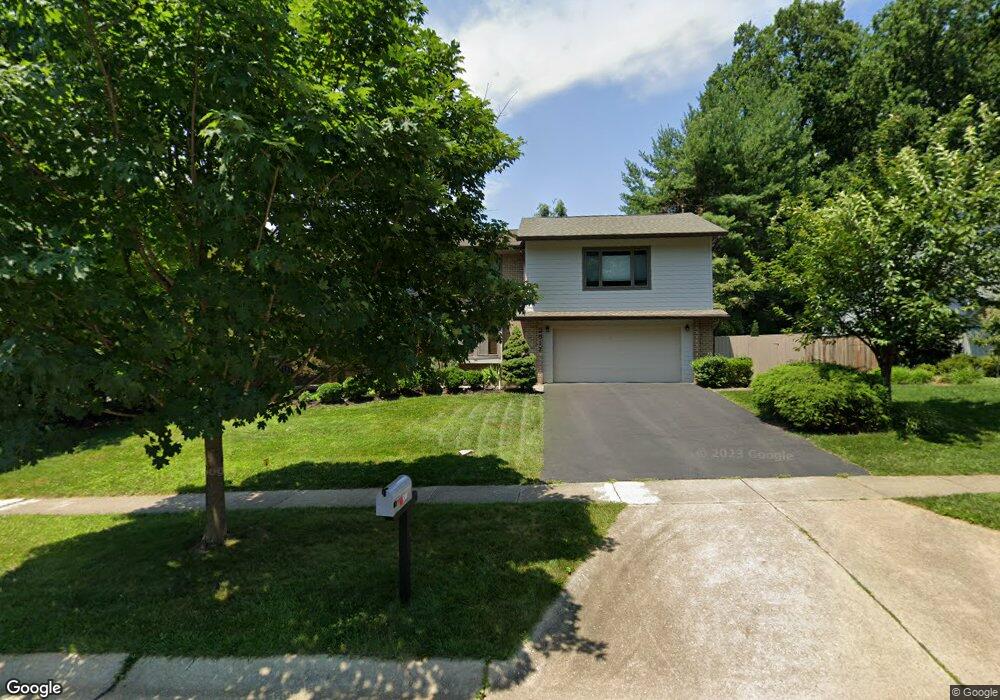 2617 Oakenshield Dr, Potomac, MD 20854 - photo 1