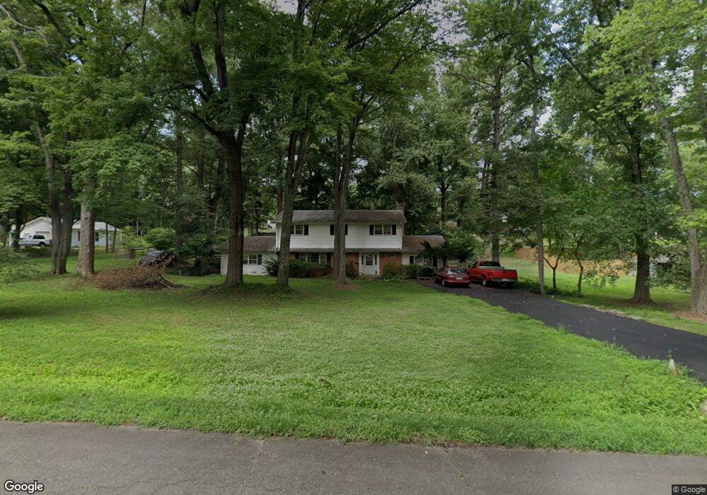 6770 Maxwell Ave, Warrenton, VA 20187 - photo 1