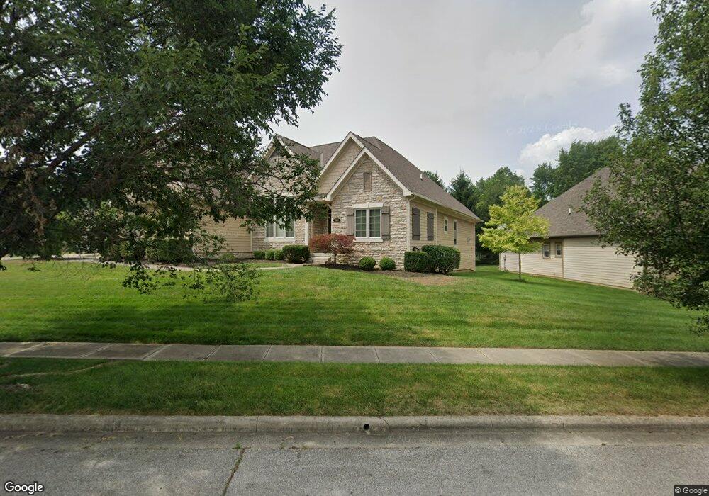 1100 Kempton Run Dr, Columbus, OH 43235 - photo 1