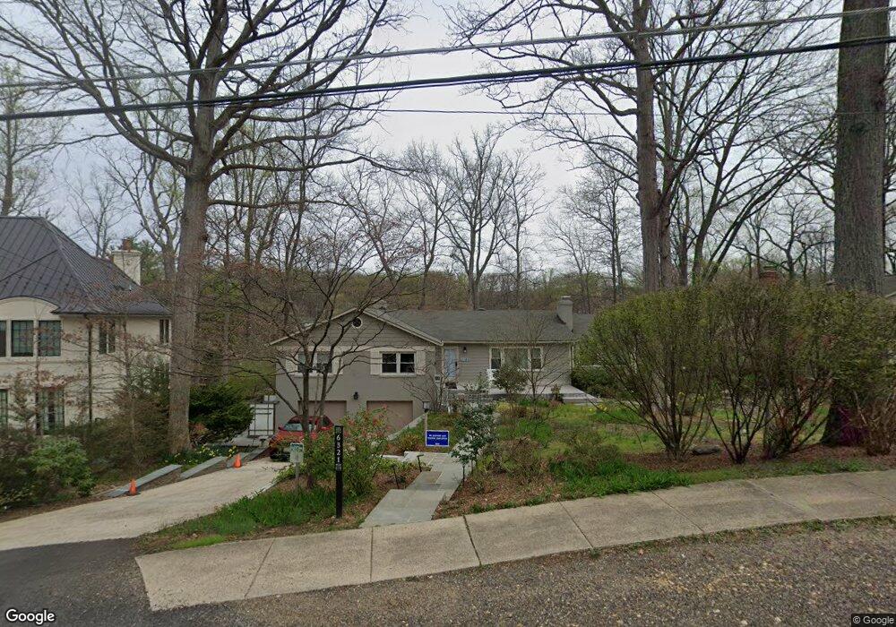 6321 Waterway Dr, Falls Church, VA 22044 - photo 1