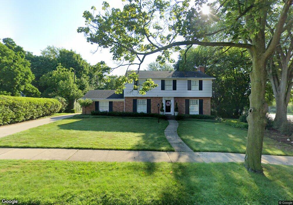 118 Hupp Cross Rd, Bloomfield Hills, MI 48301 - photo 1