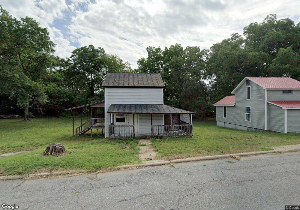 526 Mccoy St, Reidsville, NC 27320 - photo 1